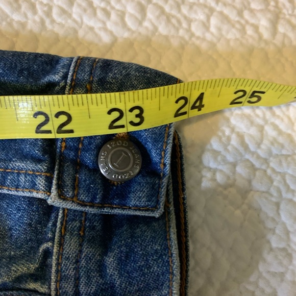 Vintage Izod trucker jean jacket, medium wash denim, size medium, four pockets - Picture 10 of 13